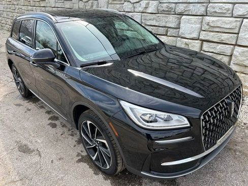 Used 2024 Lincoln Corsair Reserve w/ Equipment Group 201A image 7