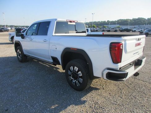 New 2026 GMC Sierra 2500 Denali w/ Denali Reserve Package AWD/4WD image 7