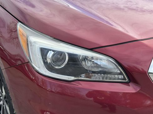 Used 2017 Subaru Outback 2.5i Limited image 7