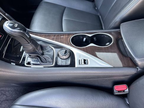 Used 2019 INFINITI Q50 Luxe w/ Essential Package (3.0T Luxe) AWD/4WD image 30