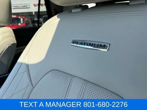Used 2021 Ford Expedition Max Platinum AWD/4WD image 18