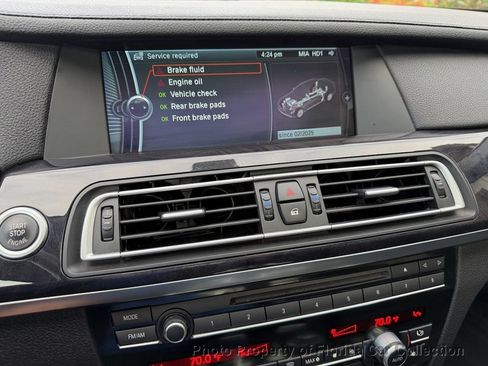 Used 2011 BMW 750i RWD image 60