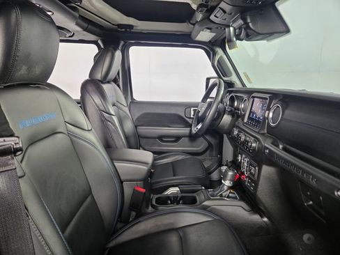 Used 2021 Jeep Wrangler Unlimited Rubicon 4xe w/ Cold Weather Group image 15