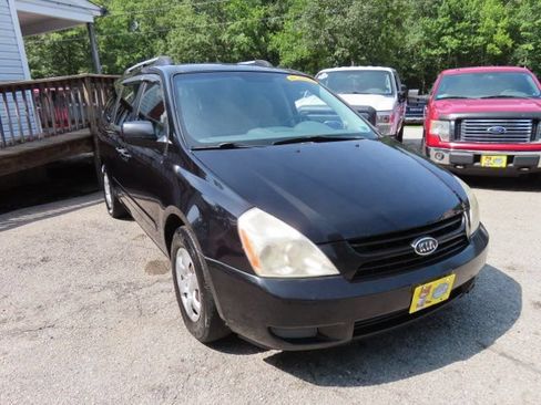 Used 2008 Kia Sedona LX FWD image 4