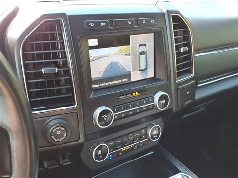 Used 2021 Ford Expedition Limited image 10