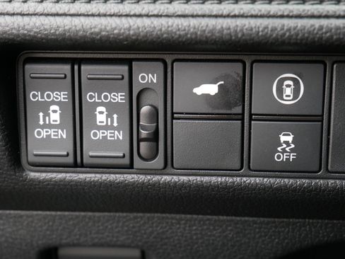 Used 2024 Honda Odyssey Sport image 26