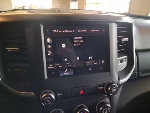 Used 2024 RAM 2500 Big Horn w/ Bed Utility Group image 17