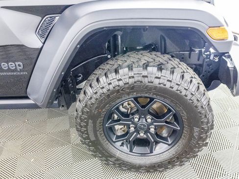 Used 2024 Jeep Wrangler Willys image 52