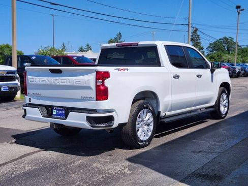 Used 2023 Chevrolet Silverado 1500 Custom AWD/4WD image 5