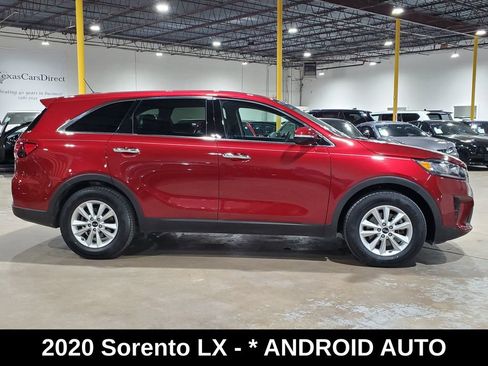 Used 2020 Kia Sorento LX FWD image 5