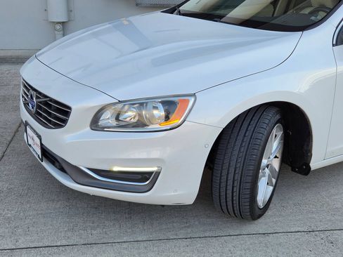 Used 2015 Volvo V60 T5 Premier FWD image 38