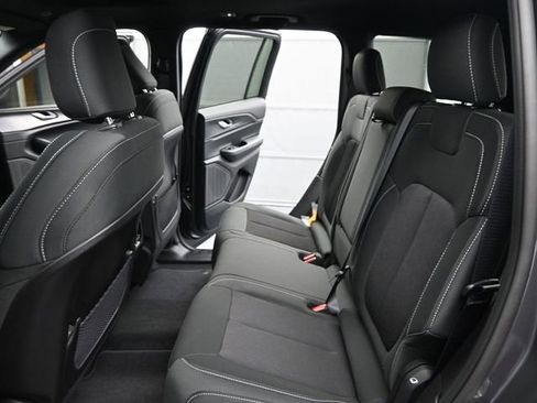 New 2025 Jeep Grand Cherokee Laredo X w/ Luxury Tech Group I image 14