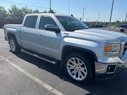 Used 2015 GMC Sierra 1500 SLT w/ Driver Alert Package AWD/4WD image 6