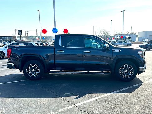 Used 2022 GMC Sierra 1500 SLT image 9