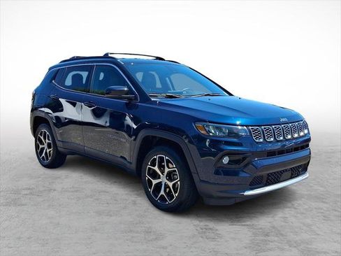 Certified 2024 Jeep Compass Limited AWD/4WD image 7
