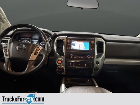 Used 2018 Nissan Titan PRO-4X image 6