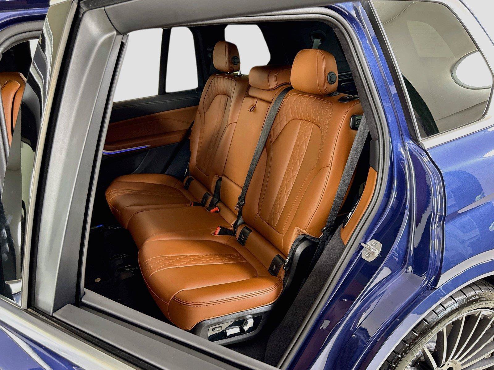 Used 2024 BMW ALPINA XB7 AWD/4WD image 24