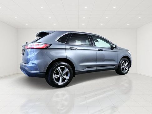 Certified 2024 Ford Edge SEL w/ Convenience Package AWD/4WD image 6