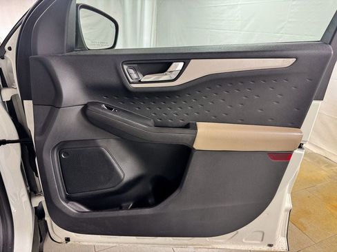Used 2020 Ford Escape SEL AWD/4WD image 18