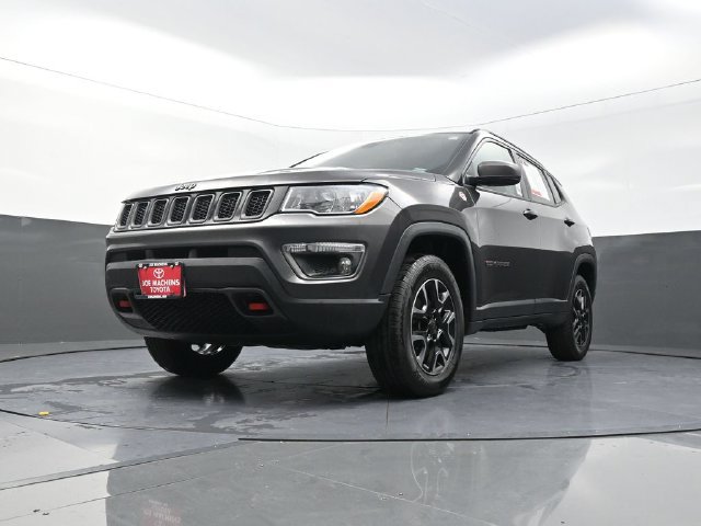 Used 2019 Jeep Compass Trailhawk AWD/4WD image 34