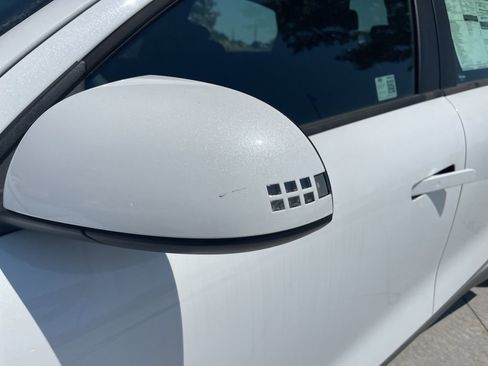 New 2025 Hyundai Ioniq 6 SE image 10