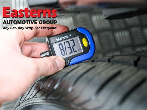 Used 2023 Nissan Ariya AWD image 28