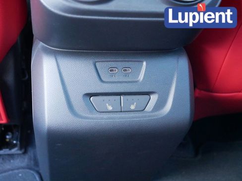 Used 2024 Chevrolet Blazer EV RS image 18