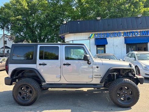 Used 2014 Jeep Wrangler Unlimited Sport w/ Quick Order Package 24S AWD/4WD image 6