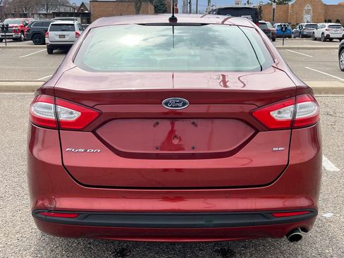 Used 2014 Ford Fusion SE FWD image 7