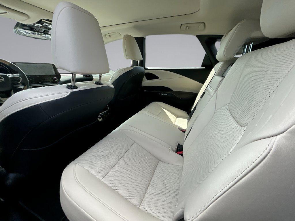 Used 2026 Lexus RX 350 w/ Convenience Package AWD/4WD image 15
