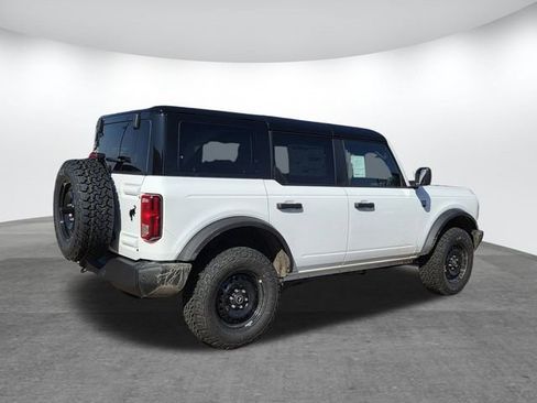 New 2026 Ford Bronco Big Bend image 2