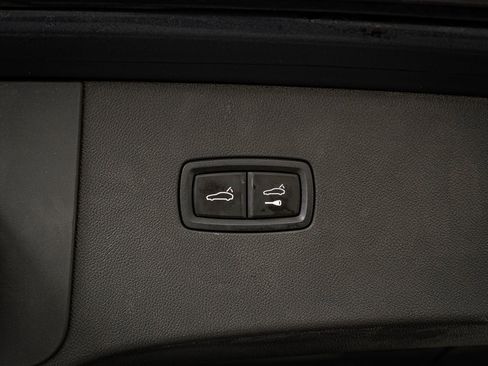 Certified 2024 Porsche Cayenne Turbo GT image 28