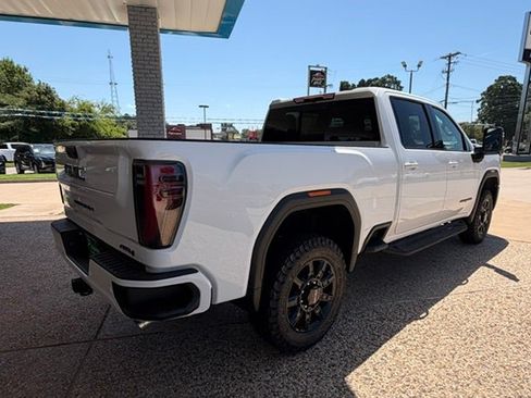New 2026 GMC Sierra 2500 AT4 w/ LPO, Black Badging Package AWD/4WD image 8