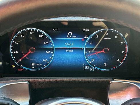 Used 2023 Mercedes-Benz GLB 250 GLB 250 image 10