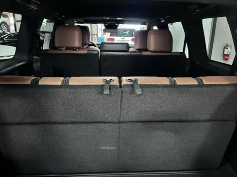 Used 2026 Lexus GX 550 w/ Accessory Package (2T) image 5