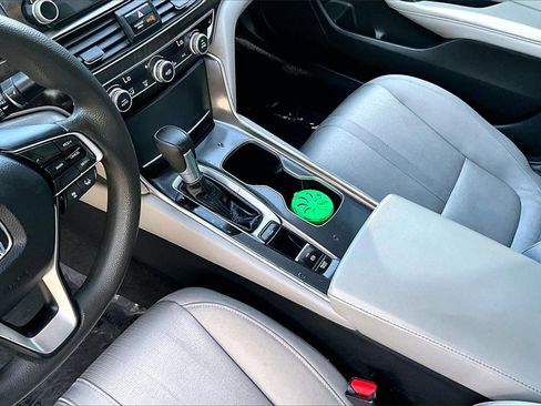 Used 2019 Honda Accord EX image 16