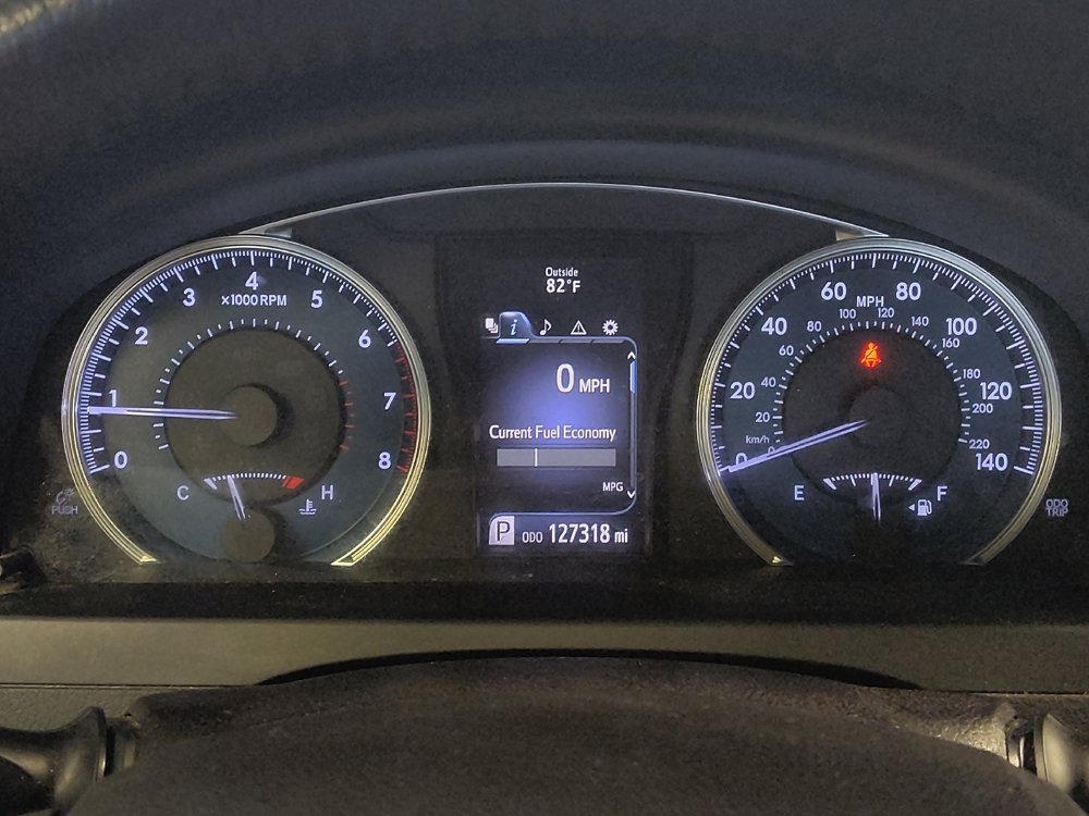 Used 2015 Toyota Camry XLE FWD image 23