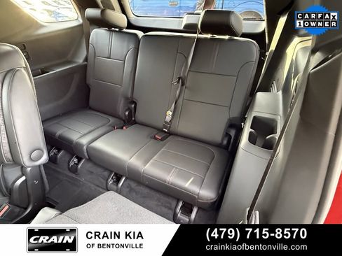 Used 2023 Chevrolet Traverse RS image 25