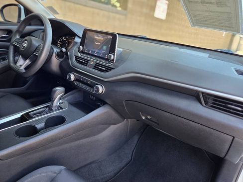 Used 2019 Nissan Altima 2.5 S FWD image 33