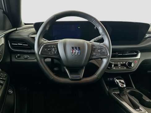 Used 2025 Buick Envista Preferred w/ Convenience I Package FWD image 17