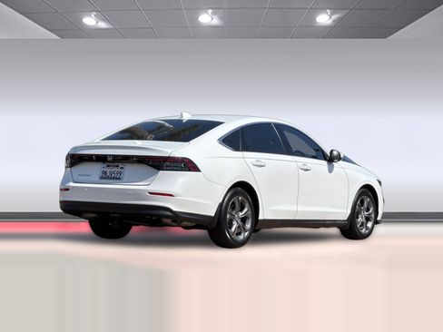 Certified 2024 Honda Accord EX image 8