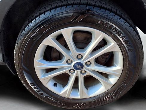 Used 2019 Ford Escape SEL FWD image 8