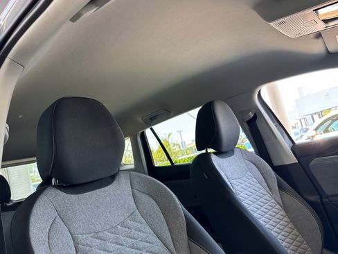 New 2025 Volkswagen Tiguan S image 17