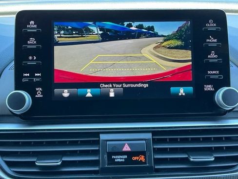 Used 2019 Honda Accord Sport image 12