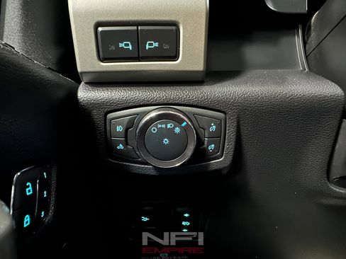 Used 2019 Ford F250 Lariat w/ Lariat Ultimate Package image 29
