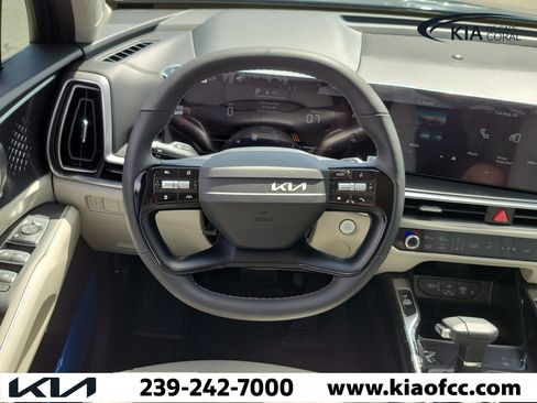 New 2026 Kia Sorento S FWD image 17