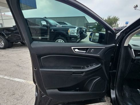 Used 2024 Ford Edge SEL w/ Convenience Package AWD/4WD image 5