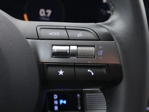 Used 2024 Hyundai Kona SEL w/ Convenience Package image 17