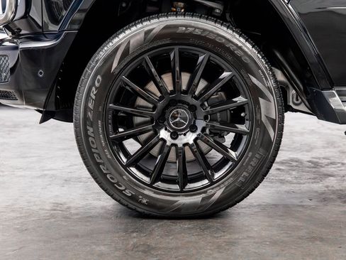 Used 2022 Mercedes-Benz G 550 w/ Exclusive Interior Package image 13