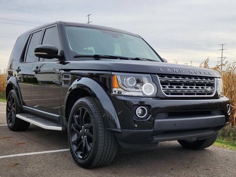 Used 2016 Land Rover LR4 HSE Silver Edition image 6